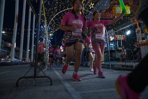 BIB: 8082, 18815
                            <button type="button" onclick="openModal(24676964)" class="btn btn-primary btn-sm float-right btn-popup" data-toggle="modal" data-target=".modal-high-quality">
                        <i class="fas fa-shopping-cart"></i> Add to Cart
                    </button>
                                            <button type="button" onclick="isThisMe(24676964, true)" class="btn btn-success btn-sm float-right btn-popup btn-isme hidden" data-toggle="tooltip" data-placement="bottom" title="นี่คือรูปของคุณใช่ไหม คลิกที่นี่เพื่อเอาเข้าอัลบั้ม">
                        <i class="fas fa-plus"></i> Add to album
                    </button>
                    <button type="button" onclick="isThisMe(24676964, false)" class="btn btn-warning btn-sm float-right btn-popup btn-isnotme hidden">
                        <i class="fas fa-ban"></i> Remove from album
                    </button>